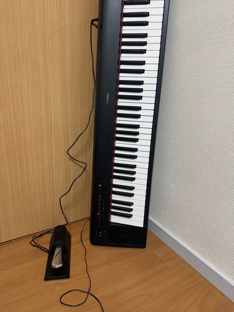 YAMAHA ヤマハ　電子ピアノ　76鍵盤　piaggero NP-32B