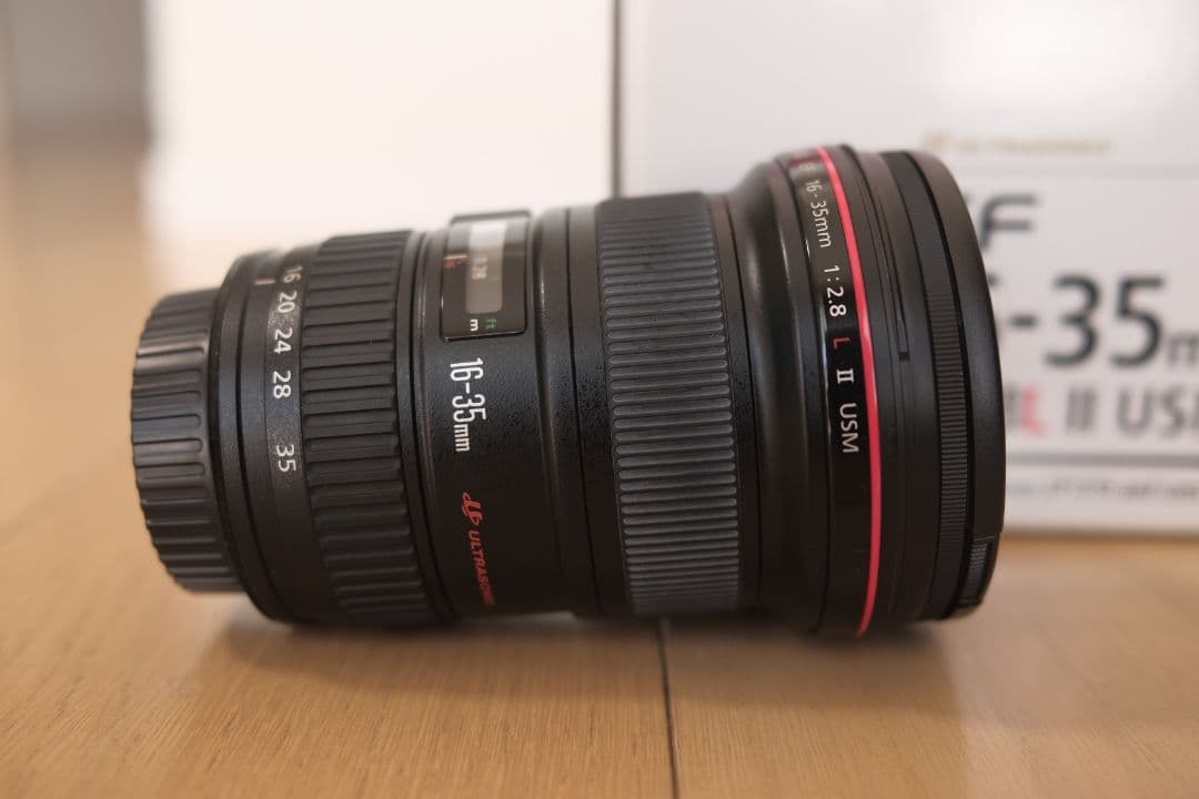 EF 16-35mm f/2.8L II USM ズームレンズ