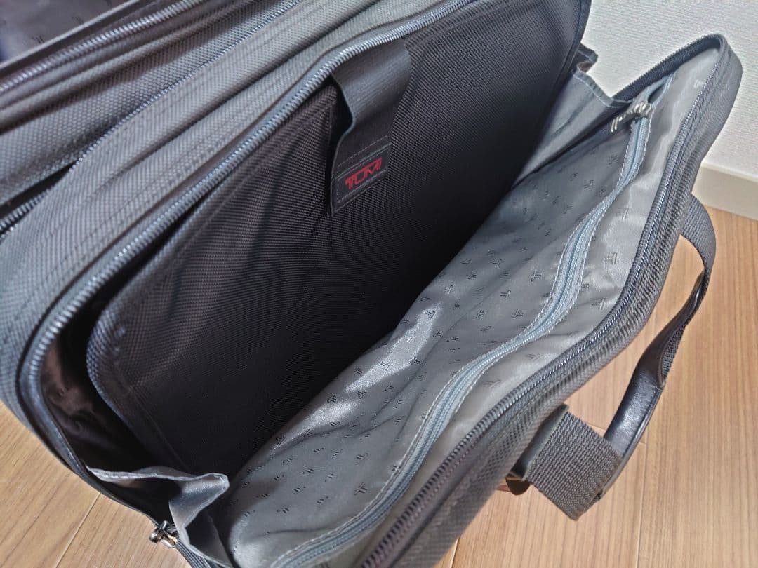美品 TUMI ALPHA キャリーバッグ ビジネスバッグ 26104D4