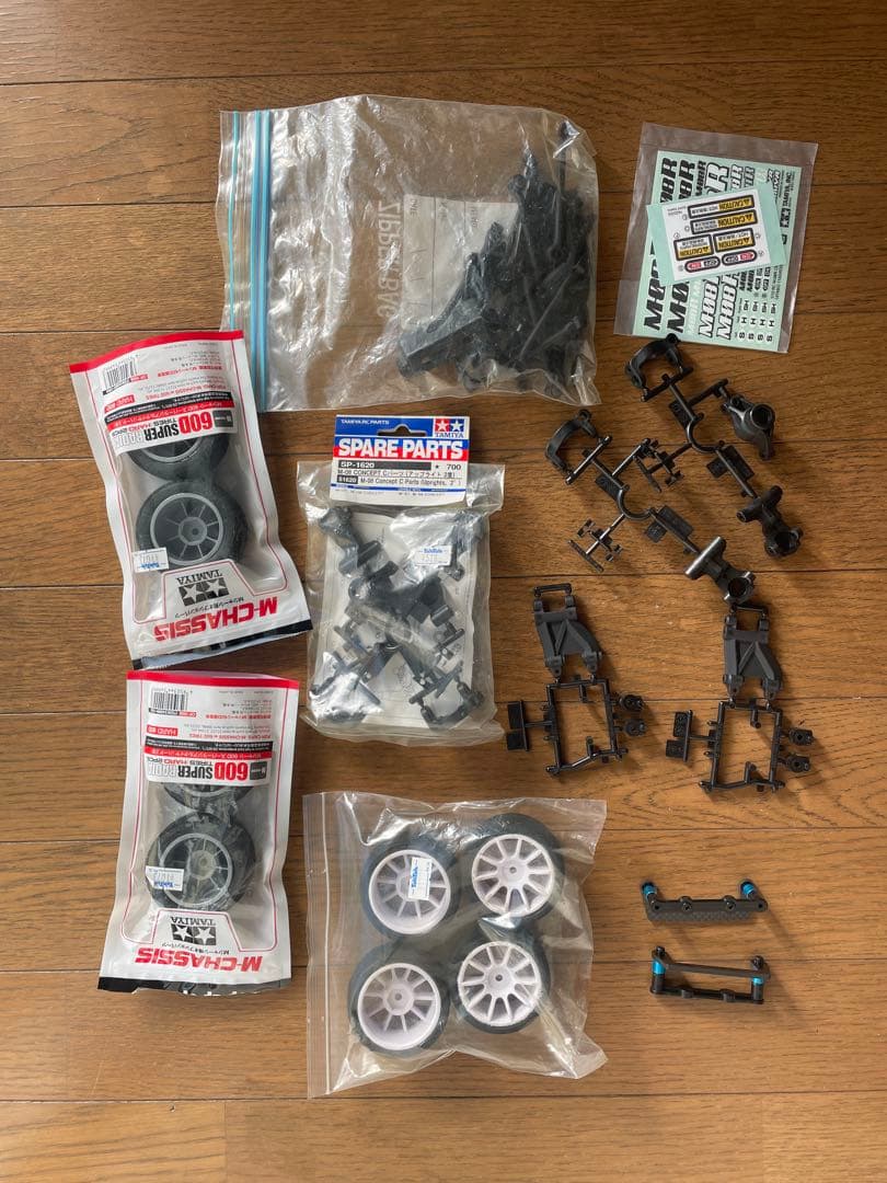 p*9様 Tamiya M08R ラジコンカーシャーシ