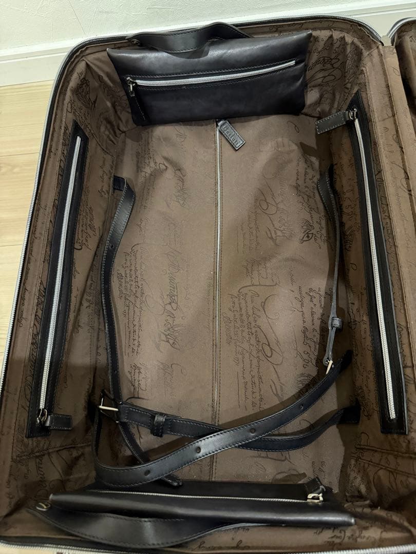 【美品】ベルルッティ FORMULA 1000 トロリー レザー