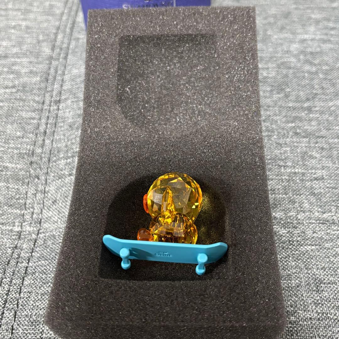 スワロフスキー　ラインフレンズ　サリー　LINE