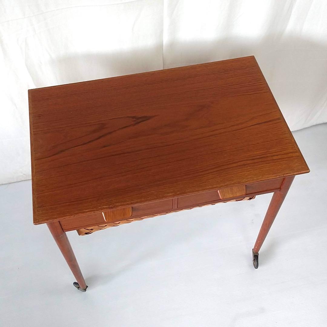 ソーイングワゴン　テーブル　デンマーク　北欧家具　ヴィンテージ