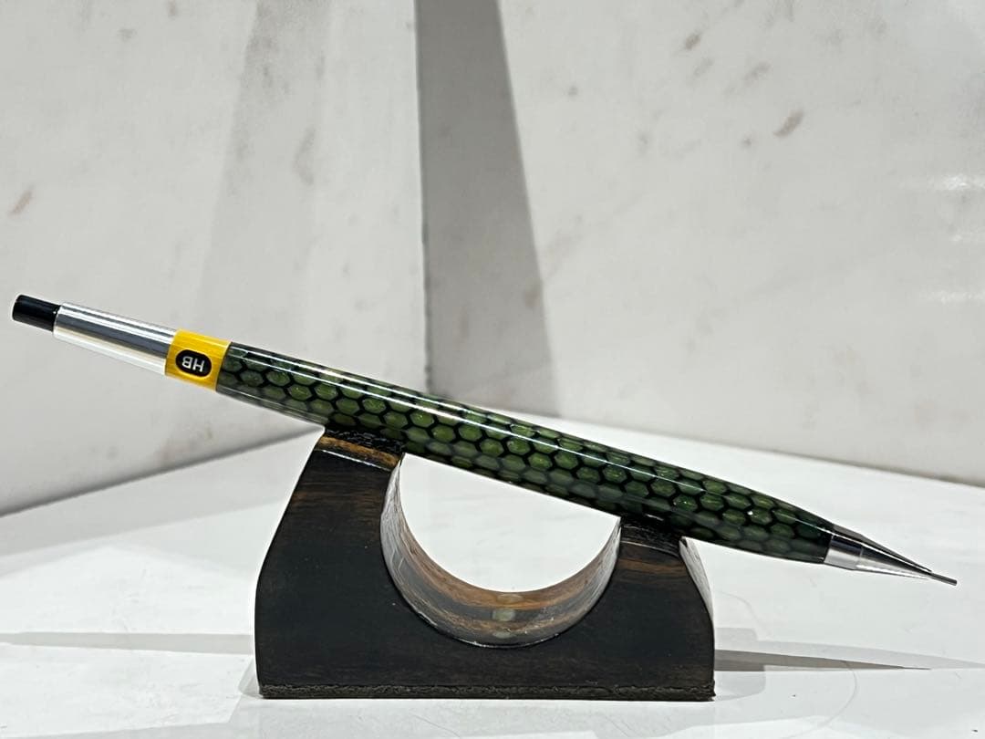 pg5+レジン(ハニカム柄)