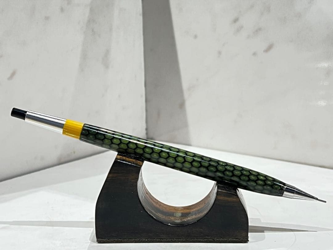 pg5+レジン(ハニカム柄)