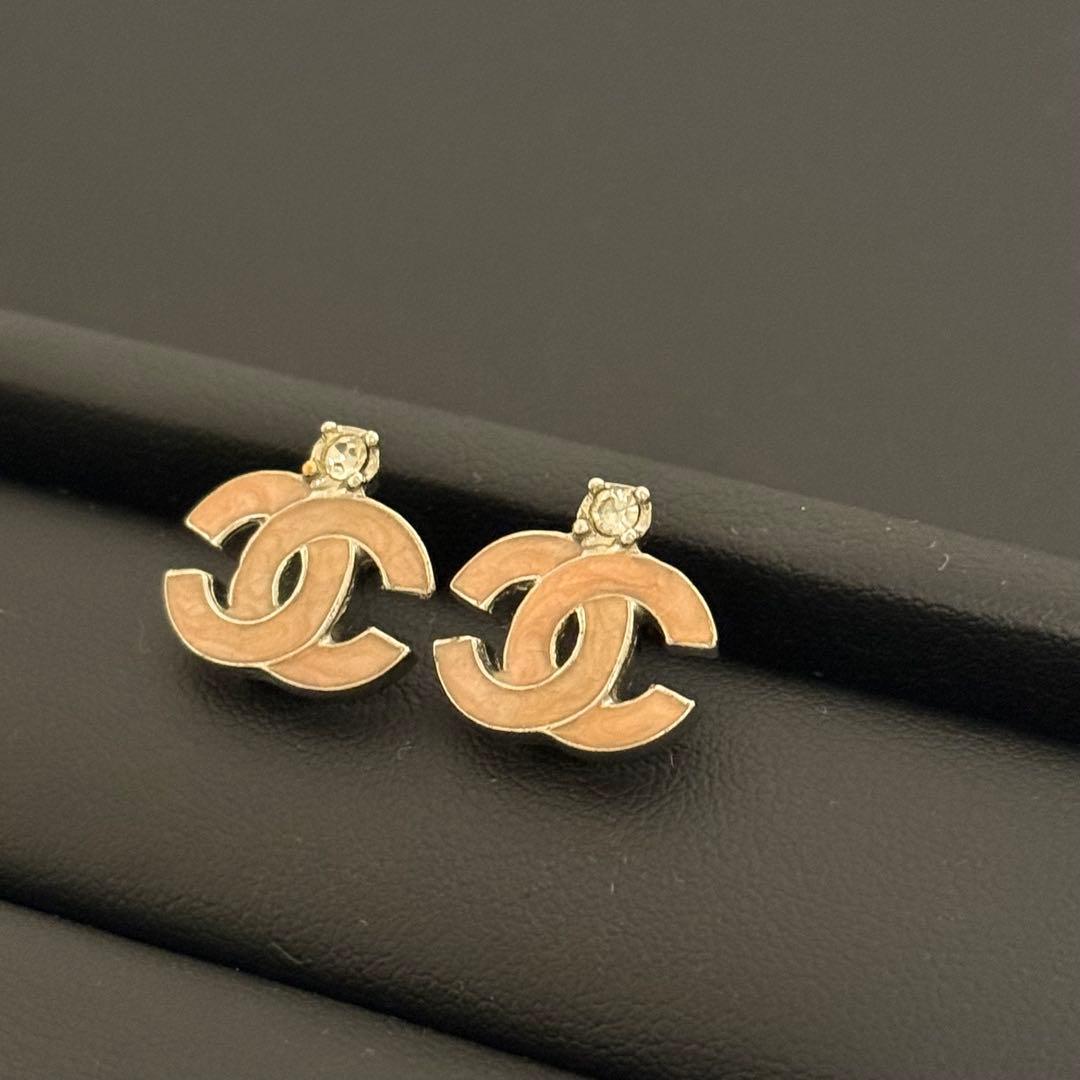 CHANEL シャネル　ピアス CCマーク ラインストーン ピンクベージュ