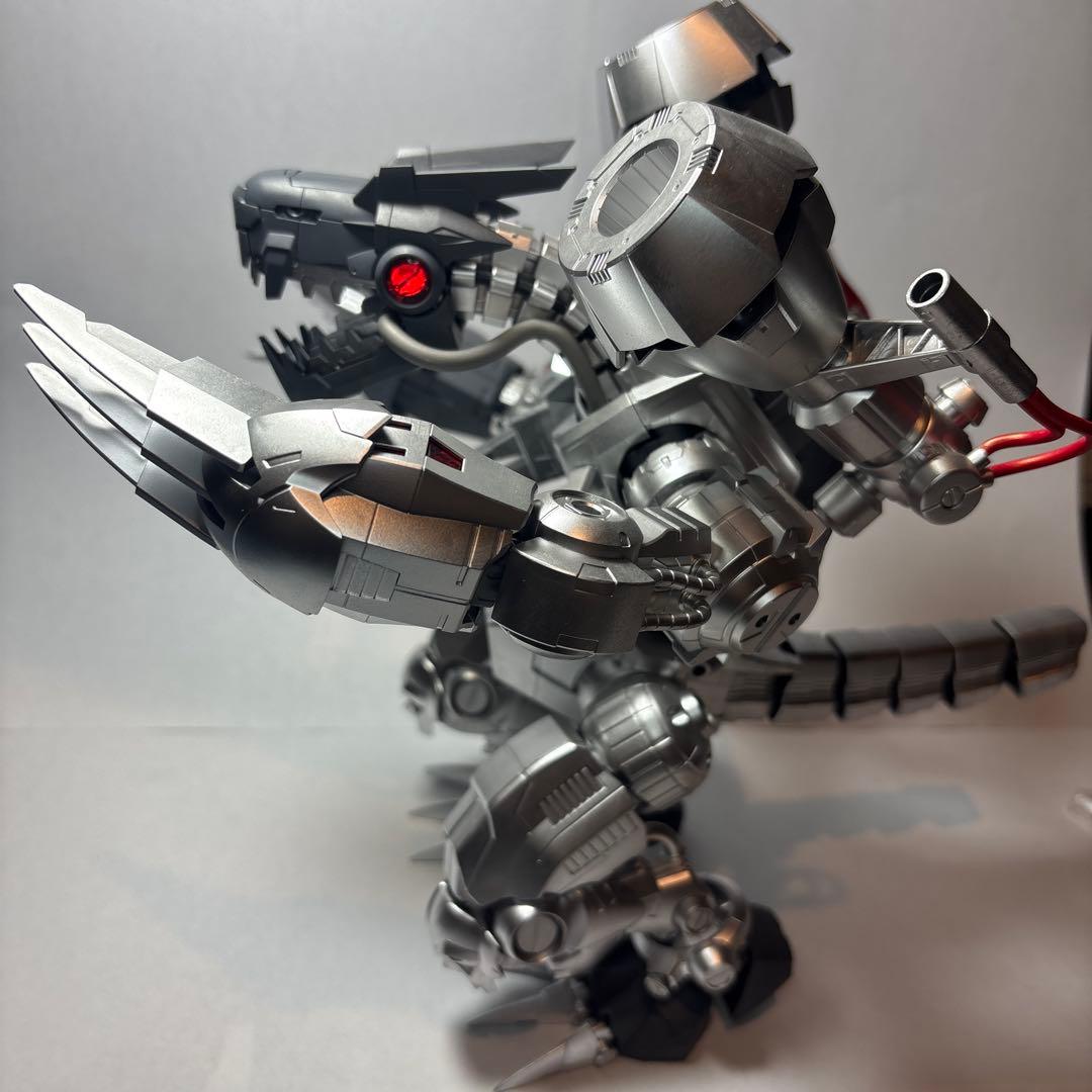 ムゲンドラモン　プラモデル　塗装完成品