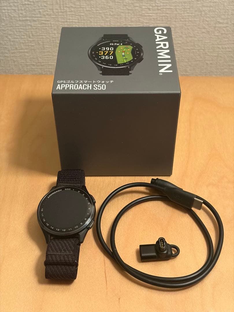 新品同様品 GARMIN ゴルフウォッチ APPROACH S50 おまけ付き