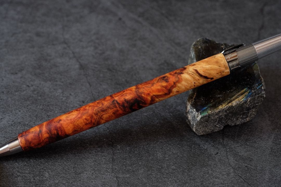 PG5木軸カスタム0168　高村杢工房 製図用シャープペンシル　花梨瘤極上の紅白