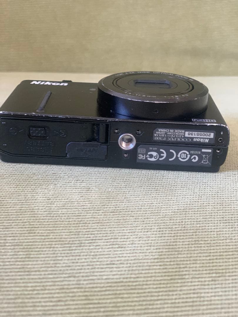 ニコン COOLPIX P300 コンパクトデジタルカメラ//