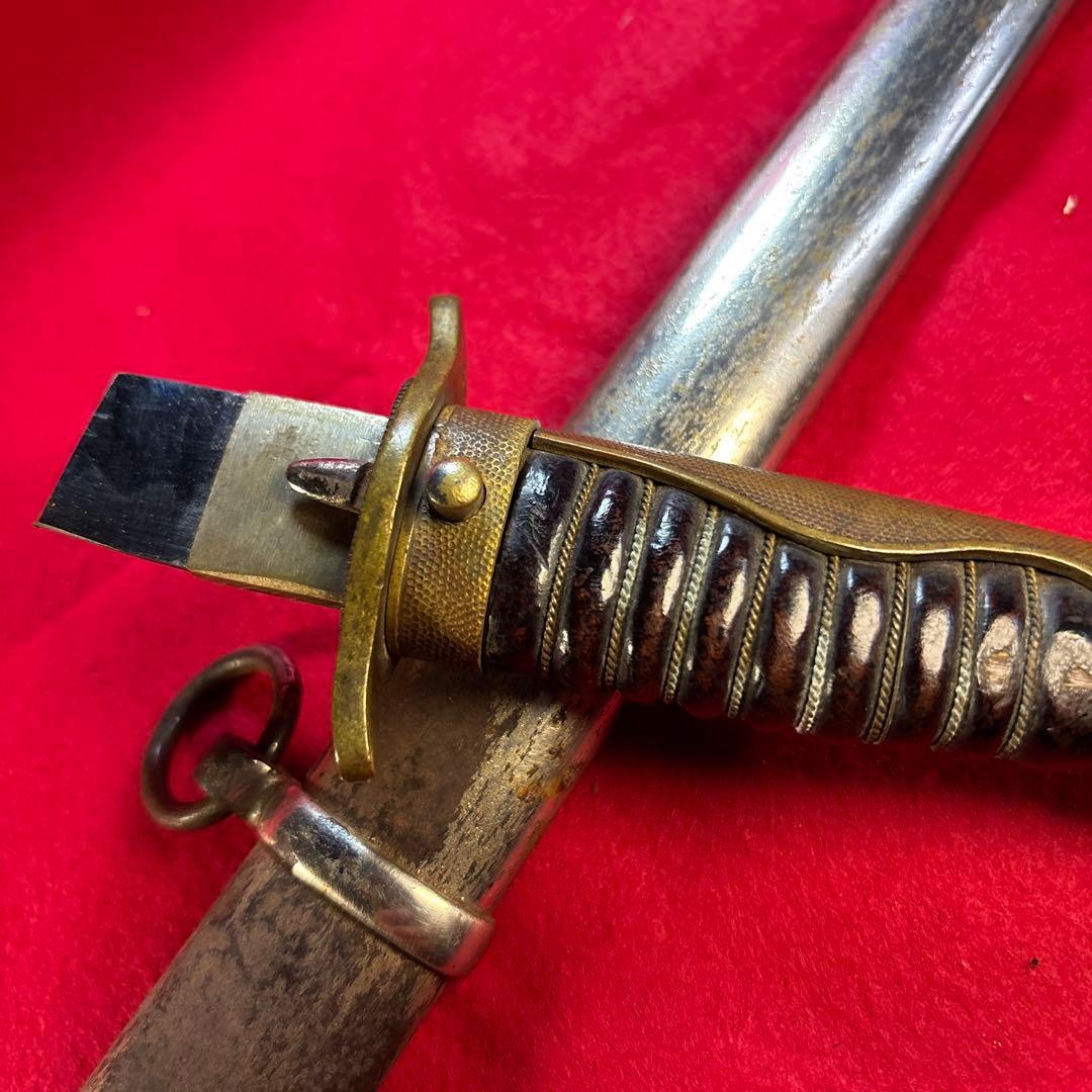 指揮刀　儀礼用　サーベル　旧日本警察　切断済み　刃無し　歴史的資料　コレクション