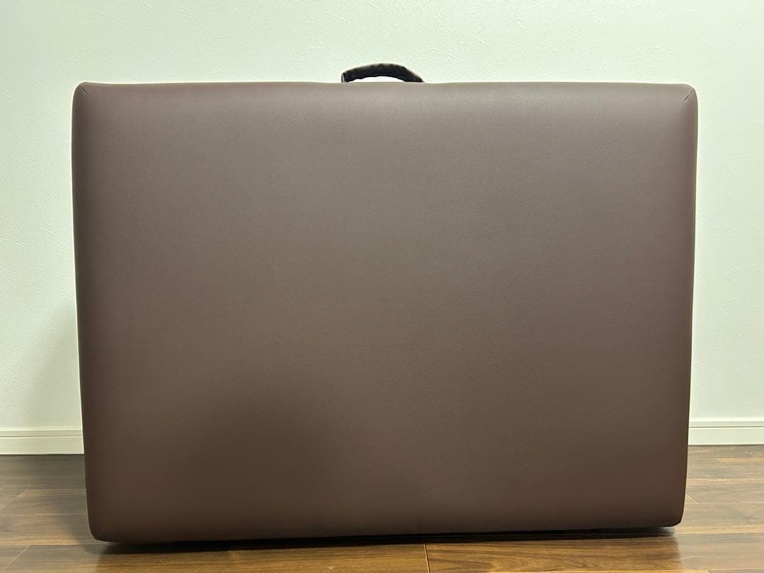 SEVEN BEAUTY 送料込み 軽量折りたたみマッサージベッドエステベット