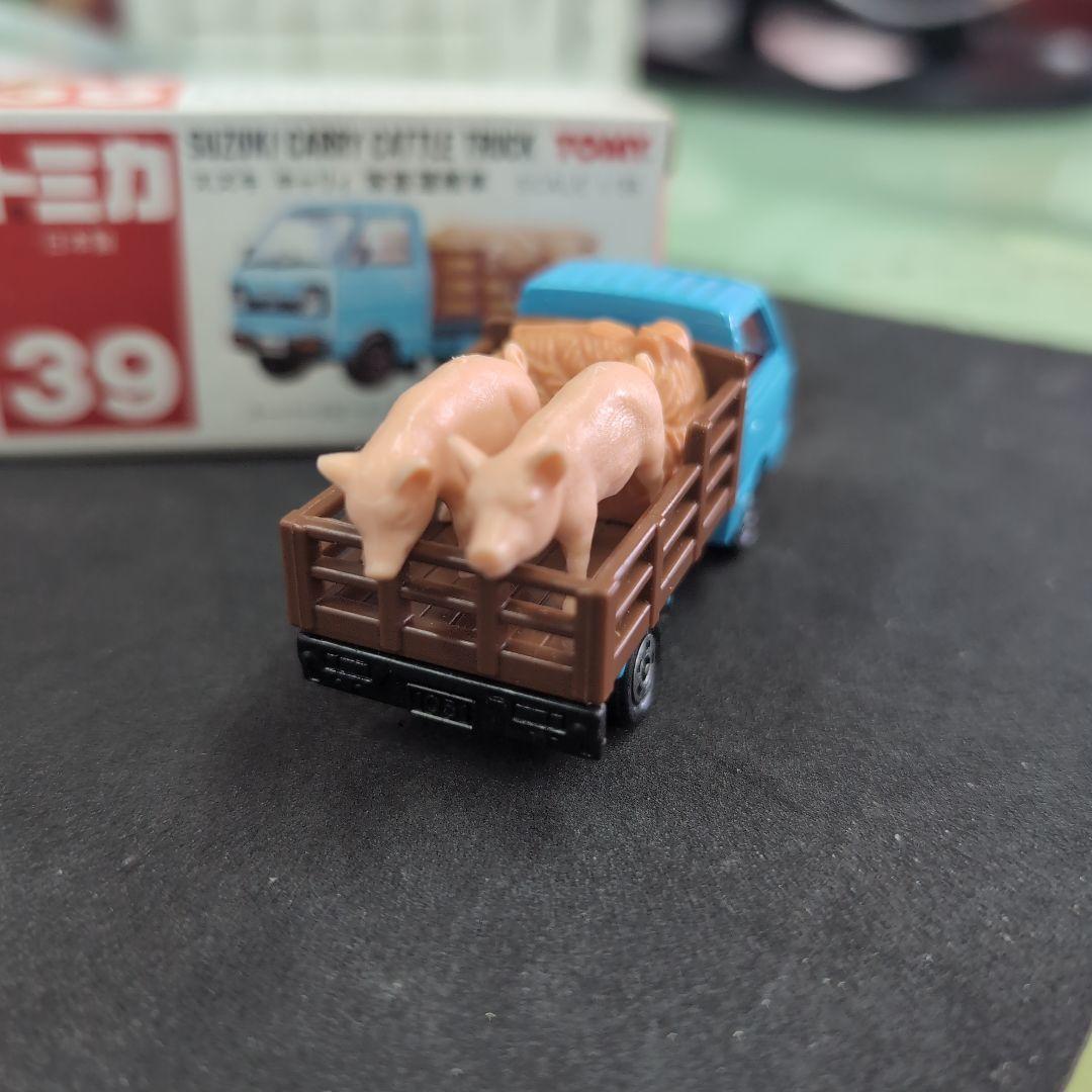 トミカ スズキ キャリィ 青 家畜運搬車 豚2頭つき 日本製 ルース