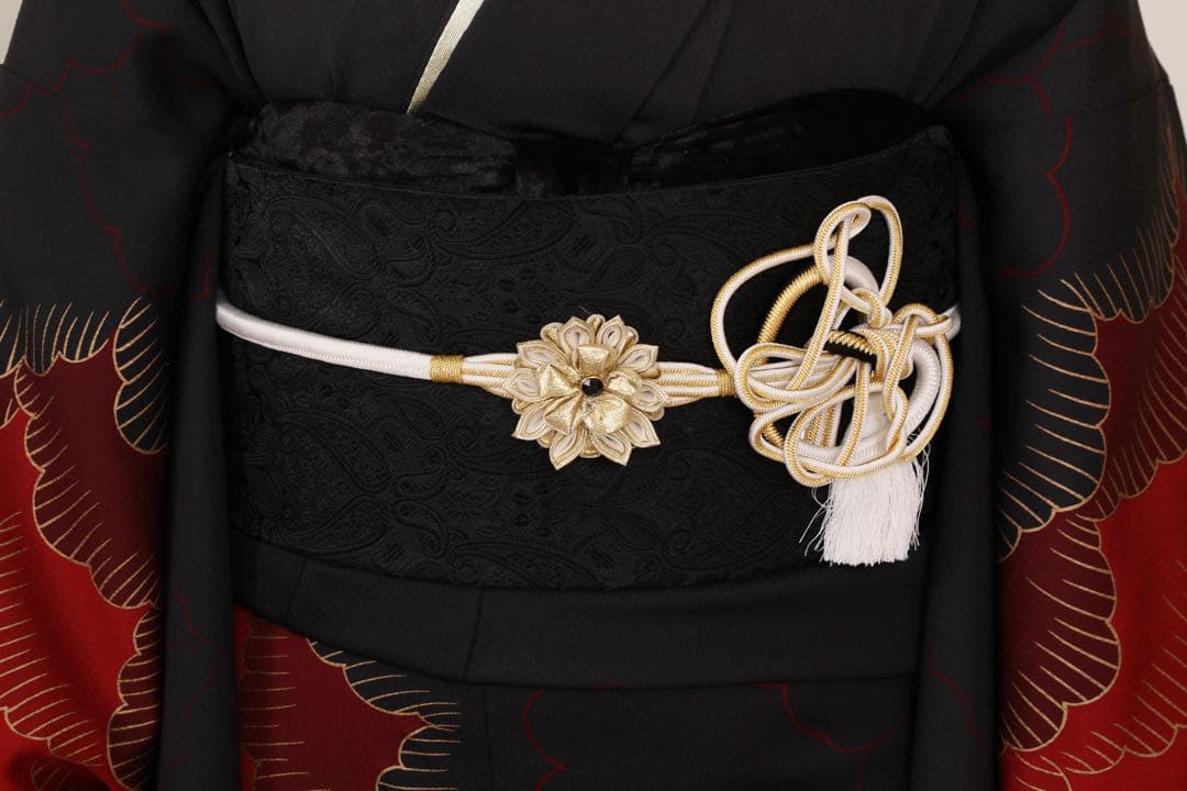 人気　一点のみ　豪華　振袖フルセット　赤X黒