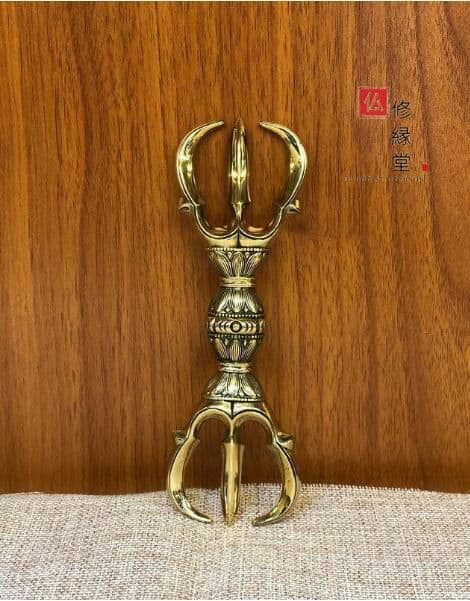 密教法具 真言宗 法器セット 金剛鈴·金剛盤·独鈷杵·三鈷杵·五鈷杵 真鍮製