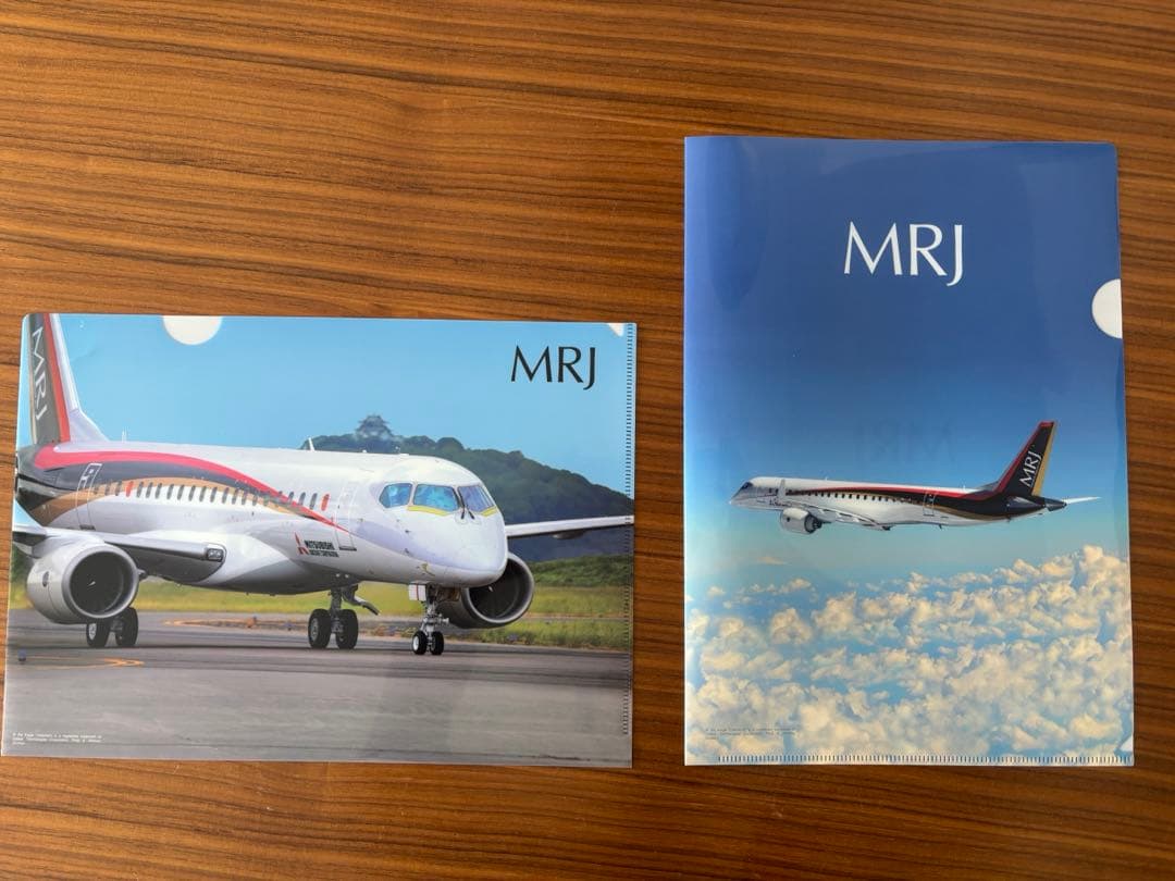 MRJロールアウト式典記念ブック、他