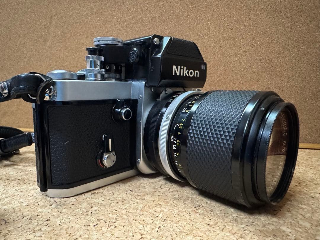 NIKON F2本体、望遠レンズ 、ストロボ セット