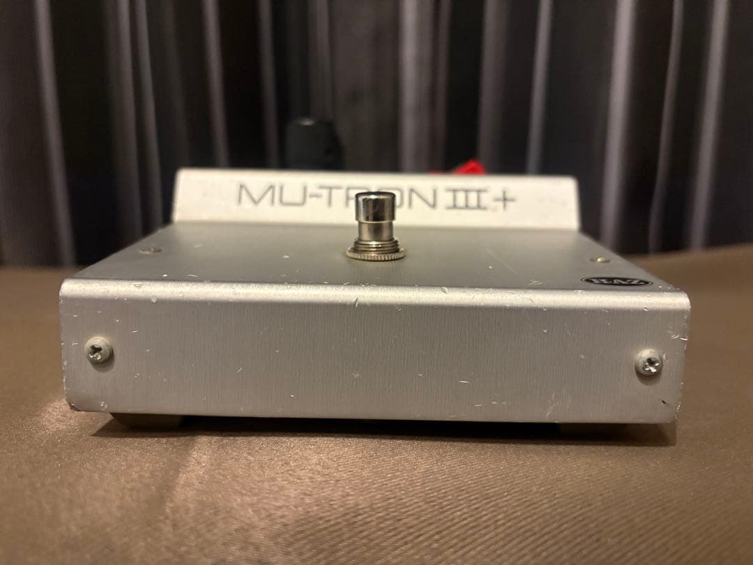 MU-TRON III+ ベースエフェクター