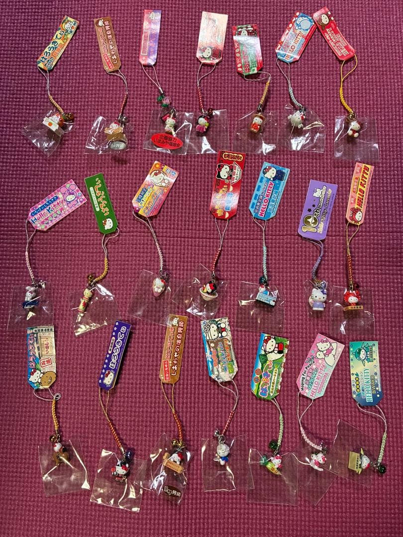 合間公式　ハローキティ ご当地キティ　根付け　約160個　まとめ売り