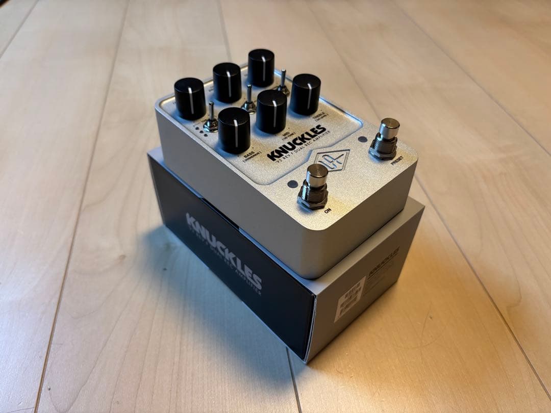 UAFX KNUCKLES エフェクター