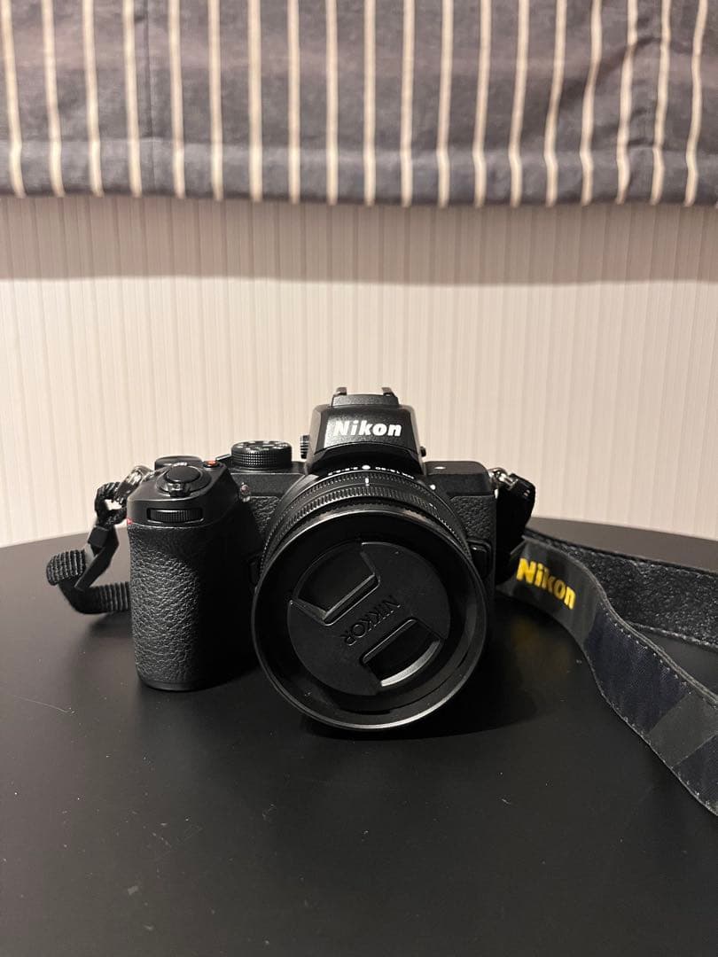 作画有　Nikon Z 50 16-50mm 付属品