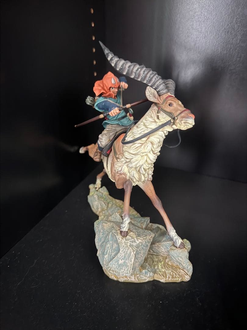 スタジオジブリ　もののけ姫　アシタカ　ヤックル　フィギュア