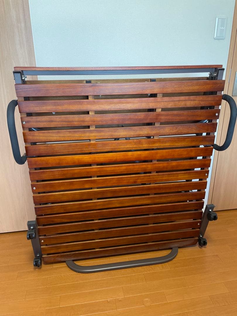 1/17まで　折りたたみ式シングルベッド ブラウン