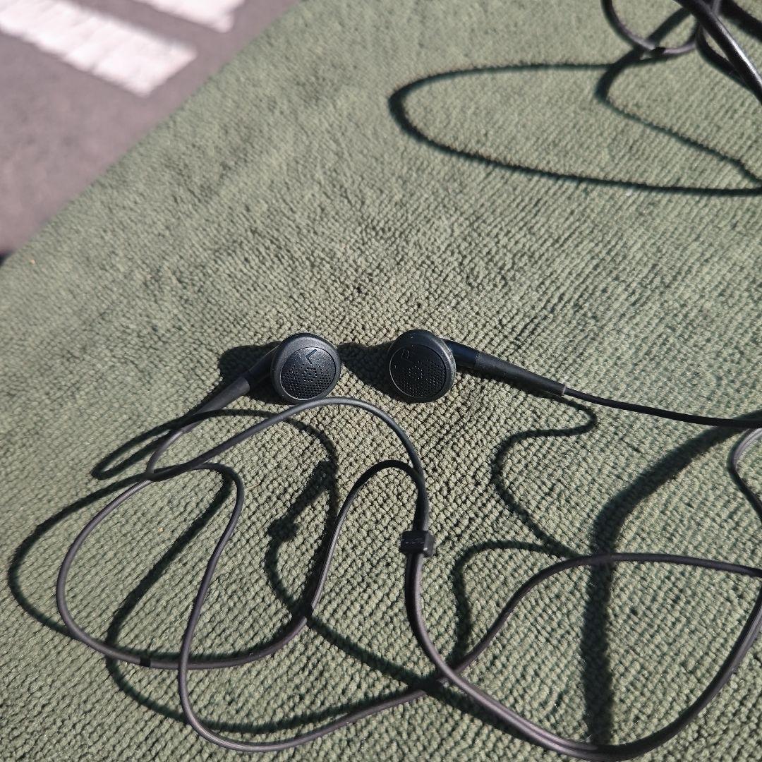 Sony ポータブルCD　TV AM FMラジオ プレーヤー D-FJ787