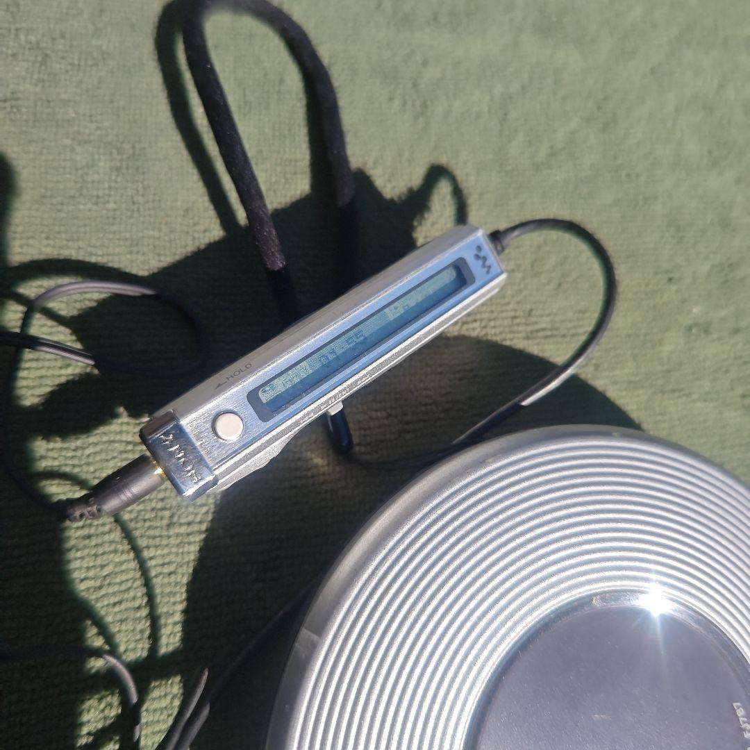 Sony ポータブルCD　TV AM FMラジオ プレーヤー D-FJ787