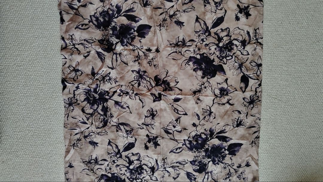 calmlence スカーフ