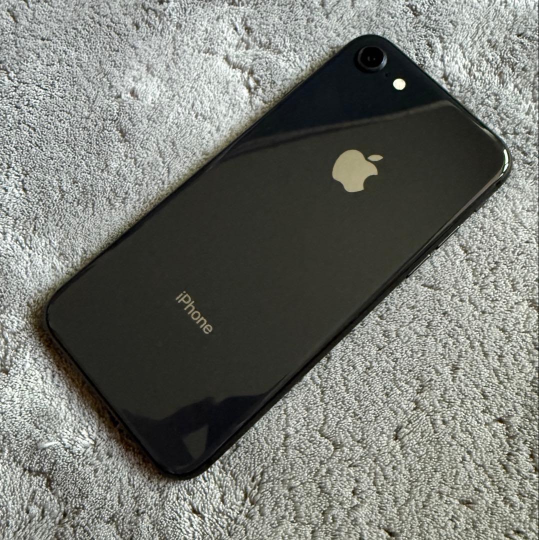 iPhone8 64GB ブラック　黒
