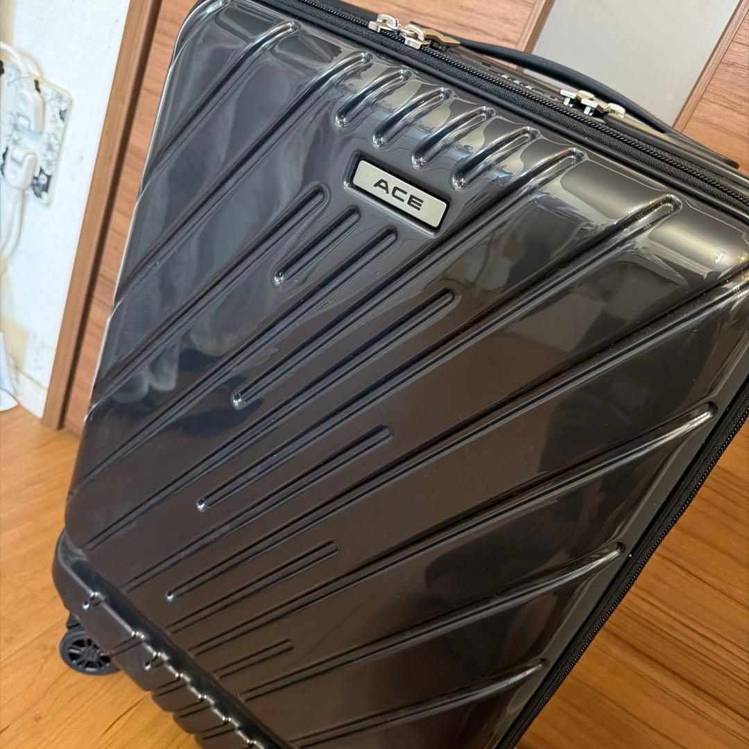 新品未使用 おしゃれ ACE ブラック キャリーケース 機内持ち込みサイズ