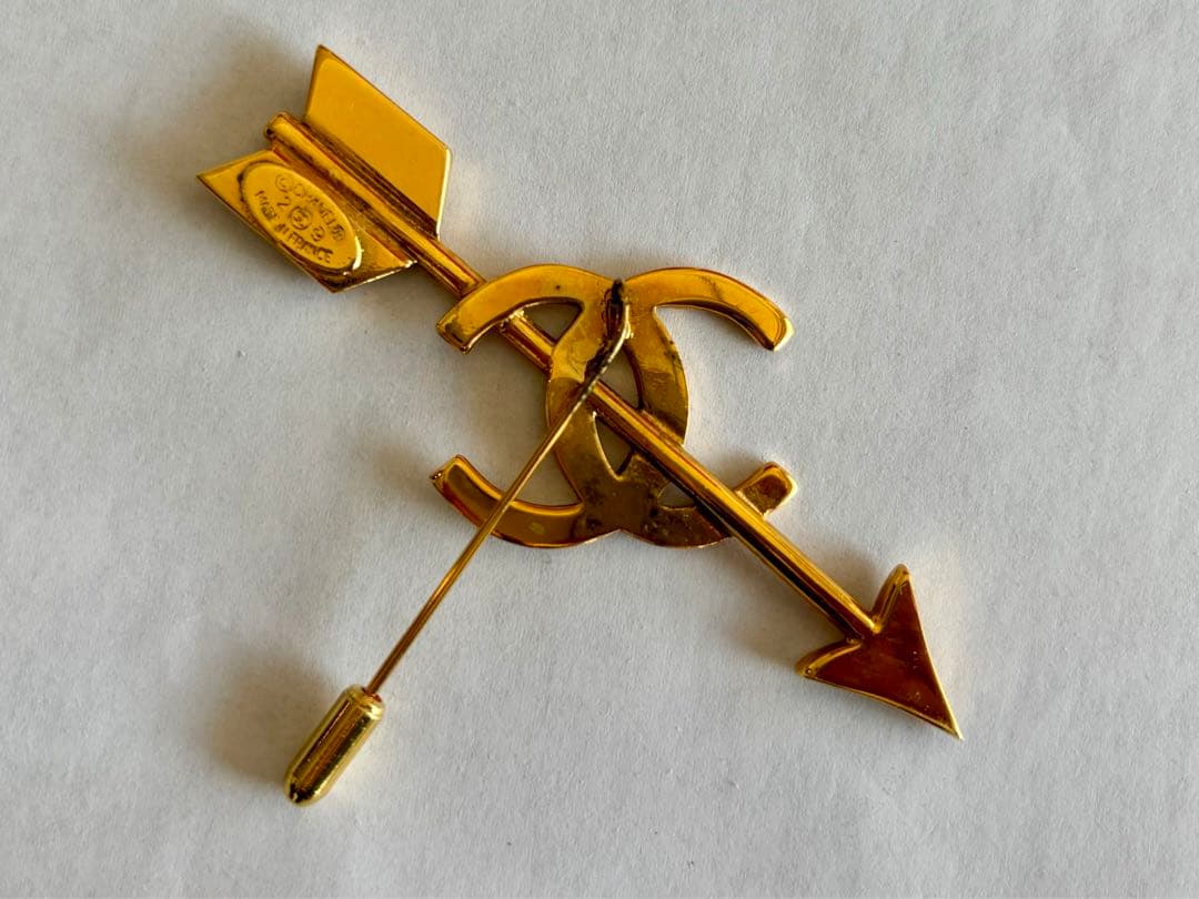 【1/11限定値下げ】CHANEL ブローチ