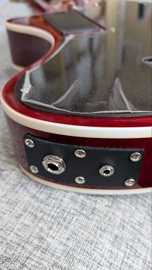 ZO-3 BM フェルナンデス アンプ内蔵ギター