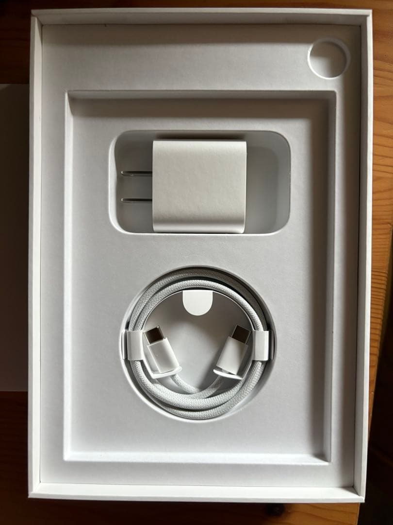 【美品】 iPad mini 第7世代128GB スペースグレイ+ケースおまけ