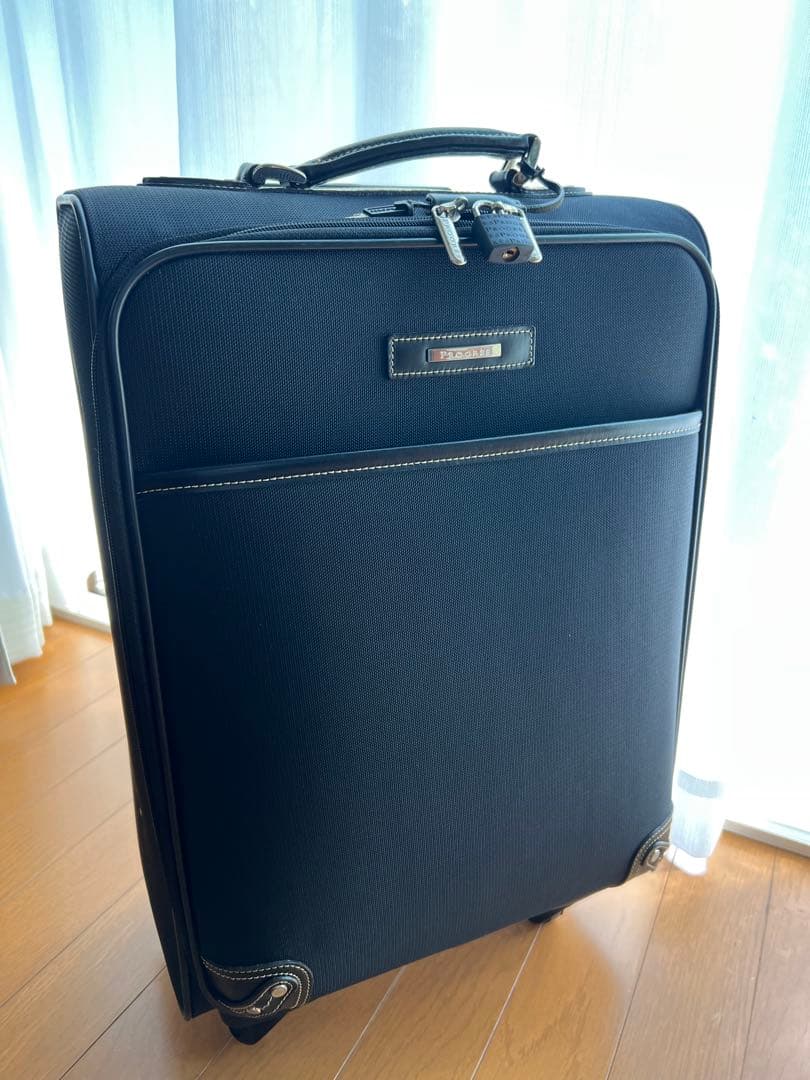 ACE ブラックナイロンキャリーケース