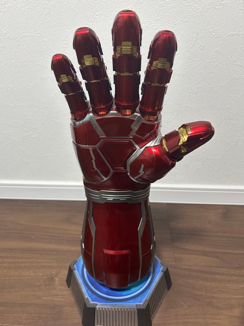 ナノガントレット　アイアンマン　1/1サイズ