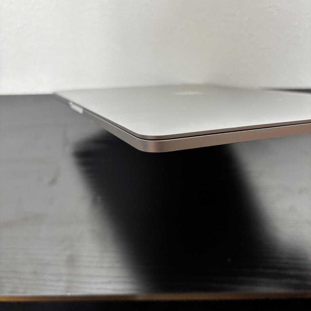 MacBook本体 Macbook Pro Core i5 8GB SSD256GB A1708