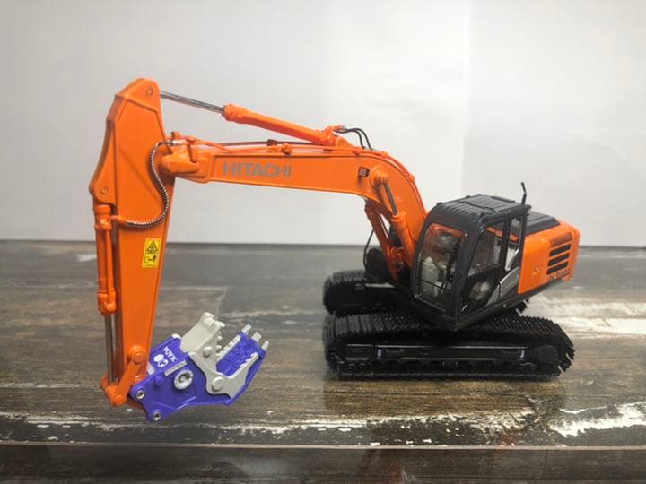 HITACHI ZAXIS 200 ユンボ ショベルカー　カスタム　小割り