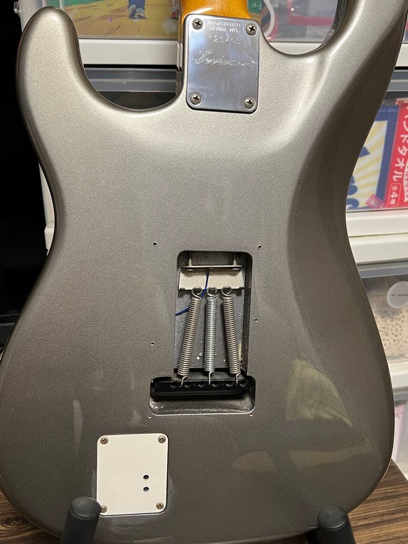 即発送 Blade Levinson ストラトタイプ pewterカラー