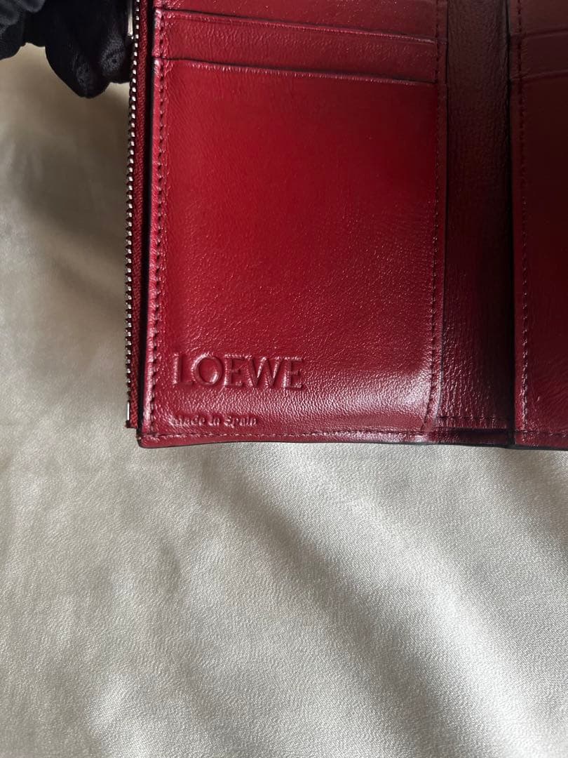 「最終値下げ」美品 ロエベ バーティカルウォレット スモール 折り財布