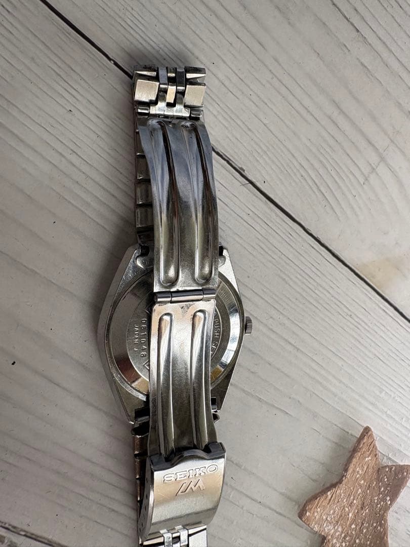 SEIKO ロードマチック 黒文字盤 ビンテージ自動巻き時計 動作品 (レ55)