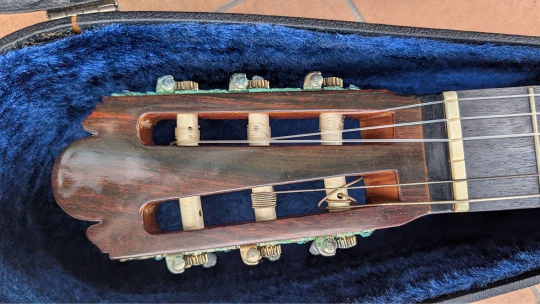 【JET】Barclay V型エレキギター オレンジ