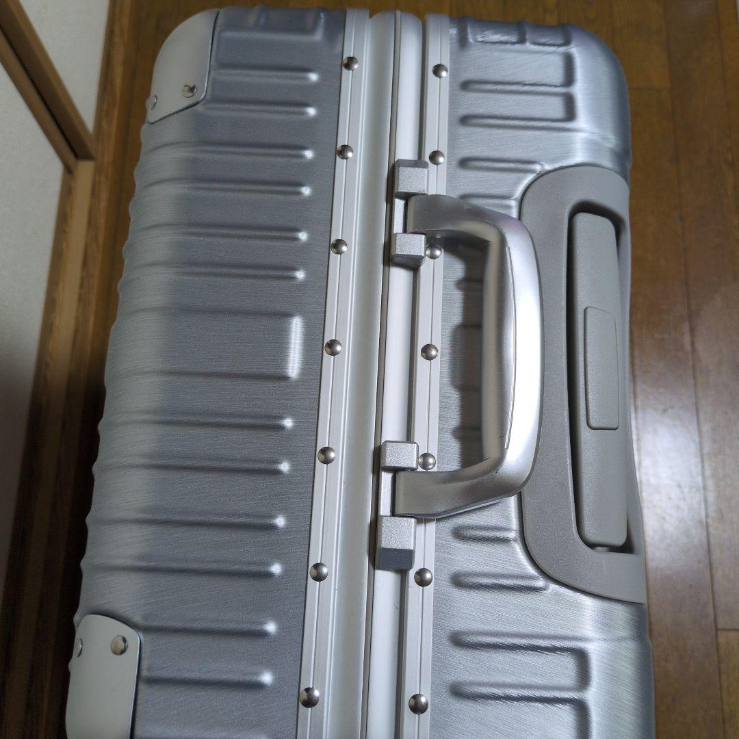 お値下　 muta シルバー キャリーケース　TSDロック付