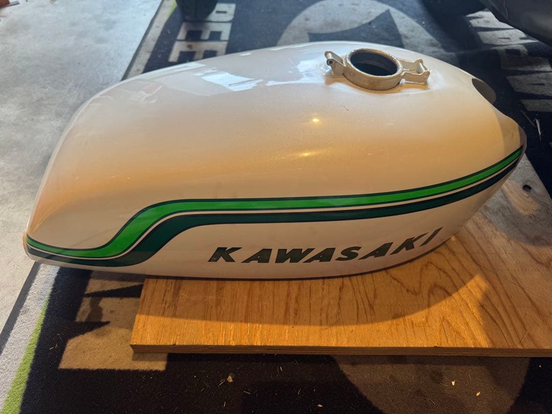 Kawasaki KH250 タンク、テール、オマケ　kh ss