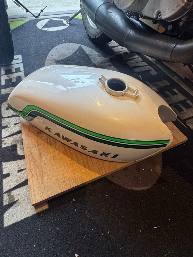 Kawasaki KH250 タンク、テール、オマケ　kh ss