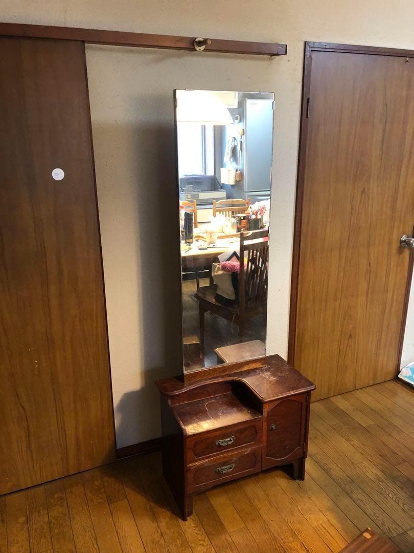 アンティークドレッサー　送料8,600円込み　高さ160㎝×幅60㎝×奥行31㎝
