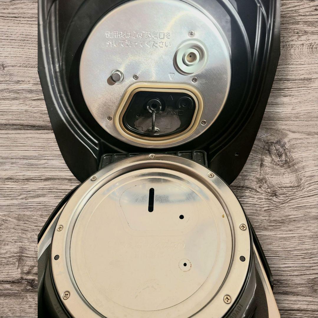 TOSHIBA IH炊飯器 RC-10VST