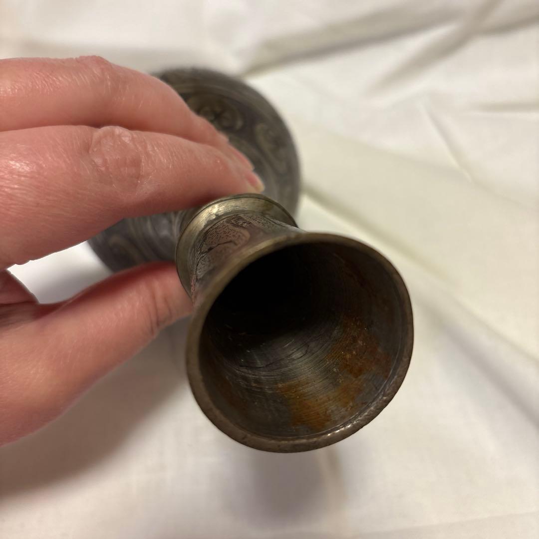 【希少】　インド工芸 ビドリ焼き 銀象嵌 黒地 花瓶 伝統金属工芸