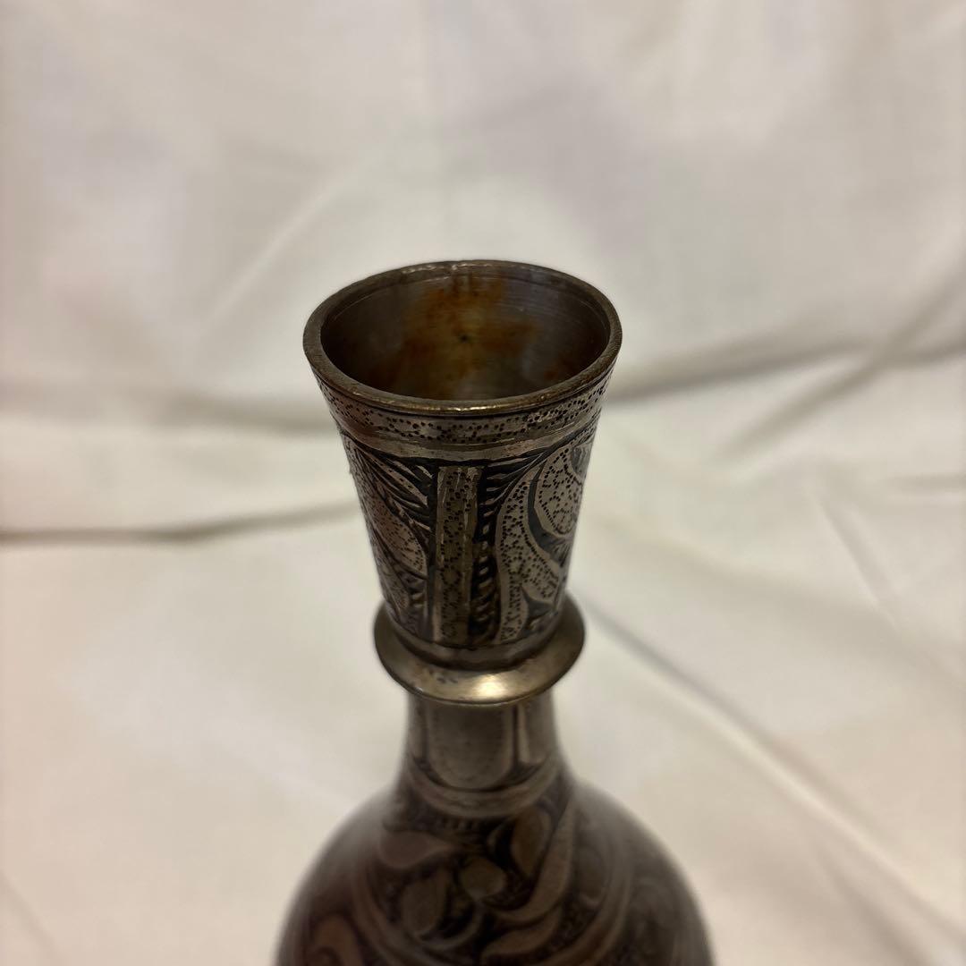 【希少】　インド工芸 ビドリ焼き 銀象嵌 黒地 花瓶 伝統金属工芸